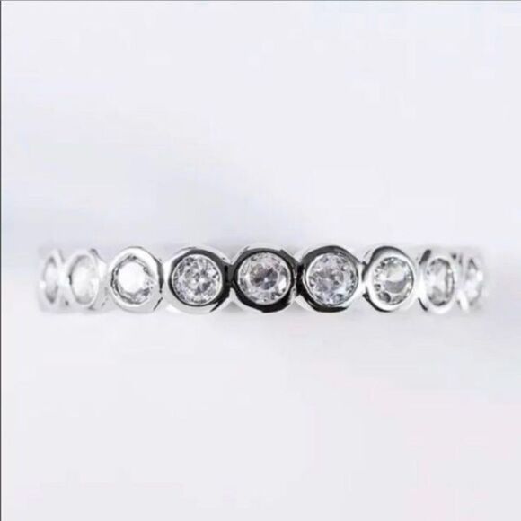 The Brilliant Bezel eternity band with zircon in Sterling Silver sz 7 - Picture 3 of 6